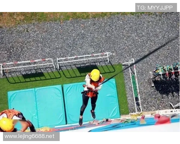 实时新闻南京攀岩队战术解析如何在比赛中提升竞技水平与团队协作能力